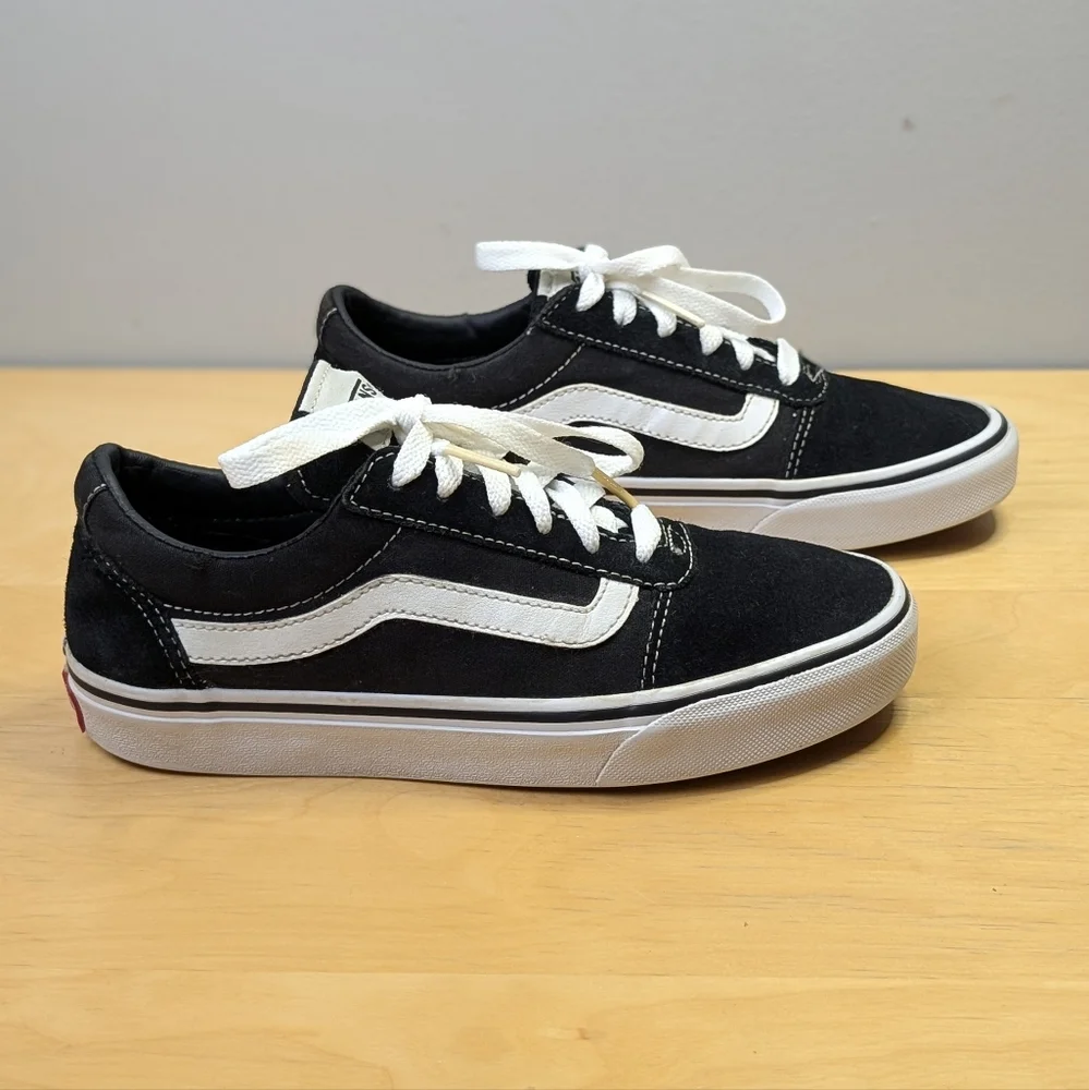 Vans | Black & White Ward Sneakers, Canvas & Suede, Size 6.5 (Flaws) - Picture 2 of 12